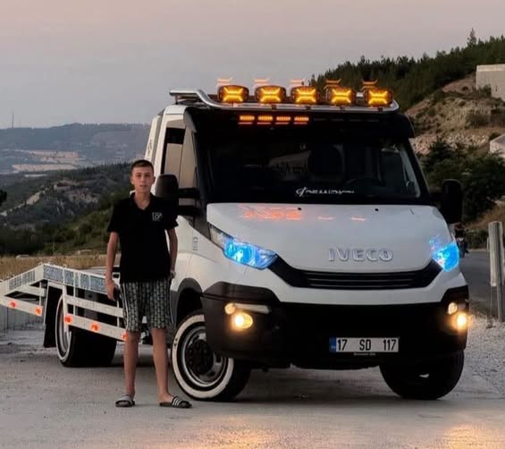 Çanakkale Haber: Ezine’de 20 Yaşındaki İsmail Demirkol Hayatını Kaybetti haber görseli