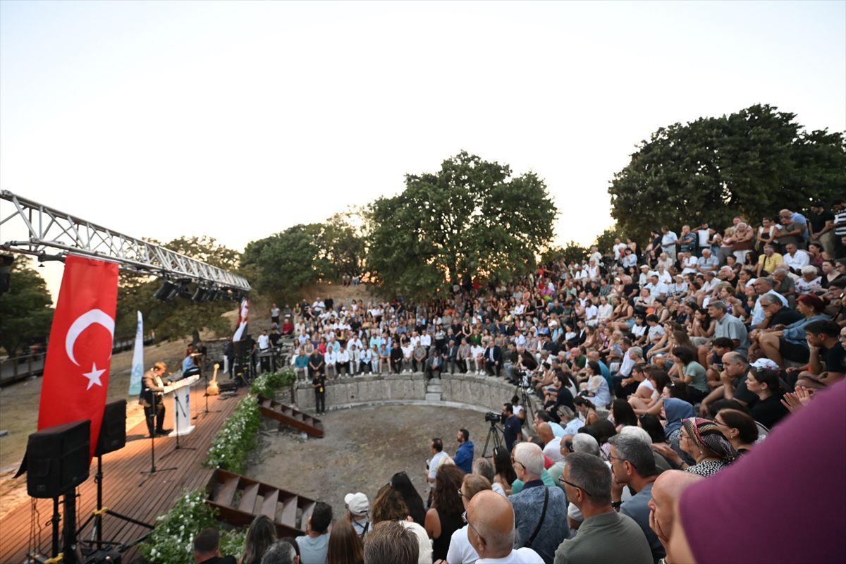 Troya Festivali 63. Kez Barış Mesajıyla Başladı: Homeros Ödülü Zülfü Livaneli’ye haber görseli
