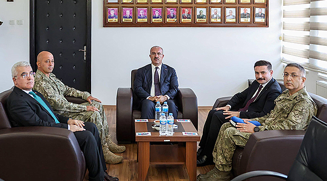 vali-toraman-dan-gokceada-5-komando-tugayina-ziyaret