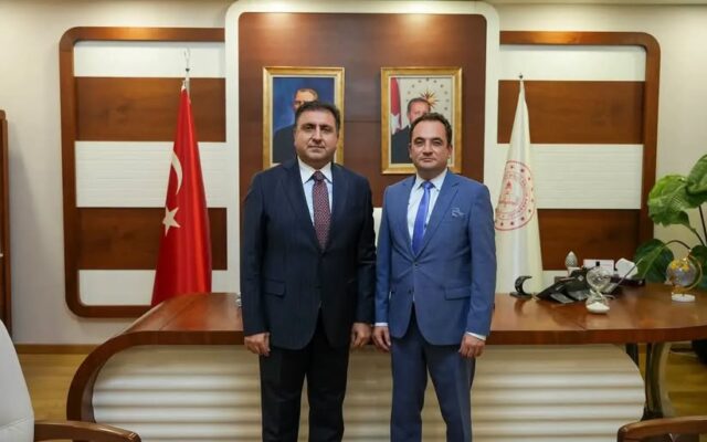 AYVACIK MİLLİ EĞİTİM MÜDÜRLÜĞÜ’NE BURAK ŞAHİN ATANDI